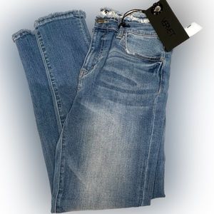 NWT Vervet Hi Rise Ankle Skinny Fit JeansSize 28